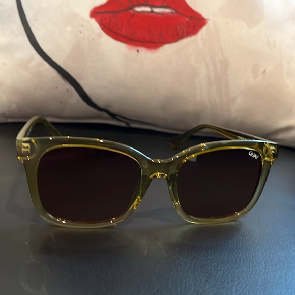 Quay Australia Kingsley Yellow/ Brown Sunglasses - Picture 7 of 7